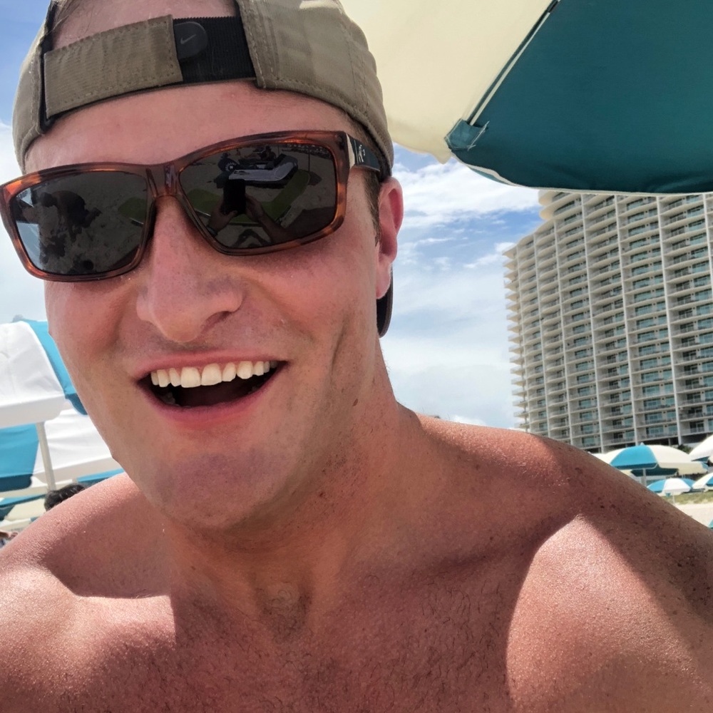 Meet your Posher, Blake